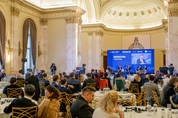 Liderii energiei din Europa Centrală și de Est s-au reunit la București. Concluziile celei de-a șaptea ediții a (…)