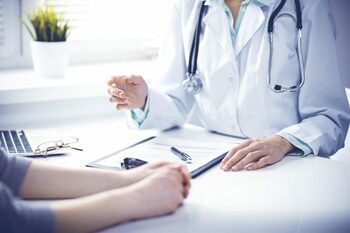 Limita pentru zile de concediu medical în România. Cât de mult poți lipsi de la muncă atunci când ești bolnav