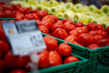 Carrefour și NielsenIQ lansează Barometrul Gustului de sezon: vara, românii se îndreaptă către produse locale, de sezon