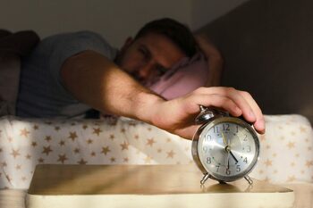 8 sfaturi pentru rutina de dimineață. Ce să nu faci niciodată imediat ce te-ai trezit?