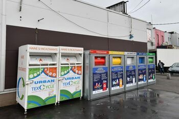 Sector 6: Peste 210 de tone de deșeuri textile au fost colectate și reciclate de la punctele de colectare