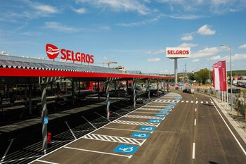 Selgros retrage urgent trei produse Unilever. Risc de particule metalice şi cauciuc