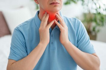 Cum poți obține pensie de handicap dacă suferi de tiroidă autoimună. Ce spune legea