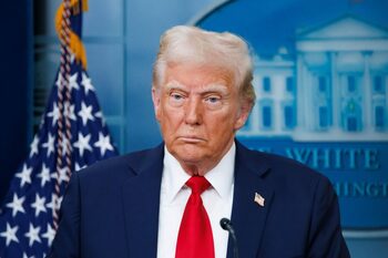 Iranul l-ar putea asasina pe Donald Trump? Cine face dezvăluirea: „Nu mai poate face plajă la Mar-a-Lago”