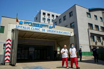 Este FOCAR de Candida auris la Spitalul Floreasca. Centrul de Arși s-a închis, după ce trei pacienți s-au infectat (…)