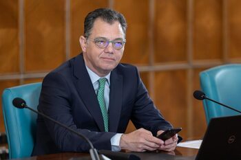 Șeful Cancelariei Primului Ministru spune că „România are o problemă: cele 1000 de CV-uri de la USR. 600 sunt deja (…)