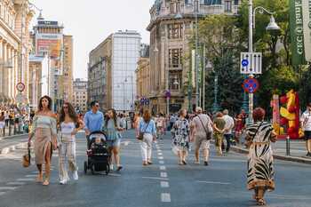 „Străzi Deschise” are loc doar sâmbătă, 30 august. Calea Victoriei și Piața Amzei redevin zone pietonale
