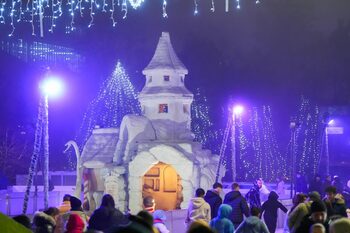 Cât costă o noapte de cazare la CRAIOVA, orașul cu cel mai frumos târg de Crăciun din țară