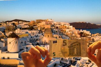 Turiștii de-o zi vor plăti bilet de intrare în Grecia și alte țări: noua taxă, răspuns la valul care sufocă (…)