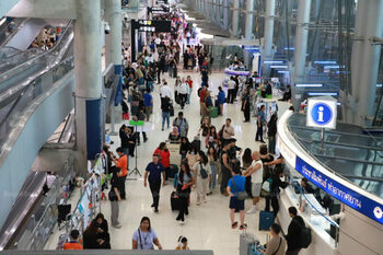 Thailanda oferă zboruri interne gratuite pentru 200.000 de turiști străini