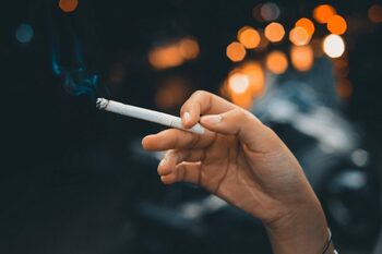 Substanța care dă cea mai repede dependență la prima doză nu este heroina sau cocaina, ci nicotina – medic