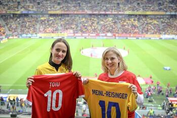 Țoiul de 10, cu noroc! România a câștigat meciul tricourilor. Oana-Beate 1-0!