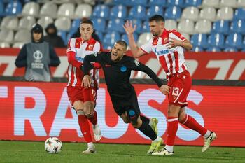 Steaua Roșie - FCSB 1-0 în Europa League. Echipa lui Gigi Becali a jucat o repriză și jumătate cu om în plus