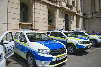 Femeie sechestrată de iubit la Botoşani. După ce a lovit-o, i-a furat telefonul şi bijuteriile