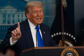 UE şi SUA ar putea ajunge la un acord cu privire la tarifele vamale. Trump: Putem modifica termenul limită
