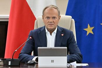 Tusk: 