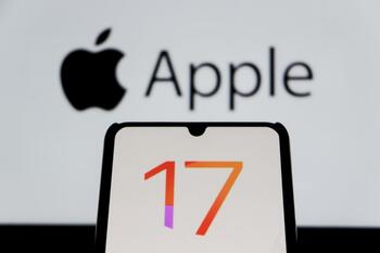 Apple lansează iPhone Air, un telefon mai subţire, şi noul iPhone 17