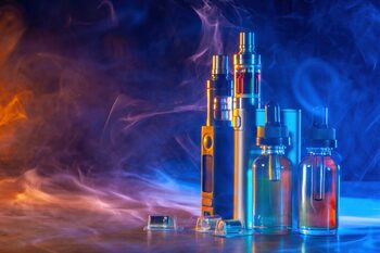 Dispozitivele de vapat de unică folosință eliberează plumb neurotoxic, nichel și antimoniu cancerigen, avertizează (…)