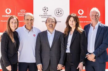 COMUNICAT. Vodafone a încheiat un parteneriat cu UEFA și UC3 pentru a susține viitorul fotbalului masculin și feminin