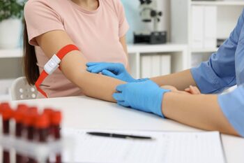 Analize medicale de rutină: când și de ce sunt necesare (P)