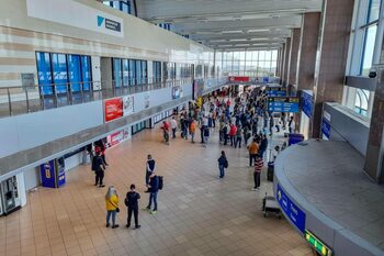 (P) Parcare Otopeni – Soluții moderne pentru tranzitul aeroportului Henri Coandă, poarta aeriană a României