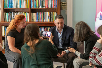 Cât de mult afectează noile taxe călătoriile românilor și cât de atractivă este România ca destinație turistică ? (…)