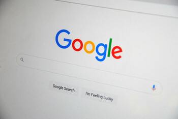 Google trebuie să plătească platformei germane de comparare a preţurilor Idealo despăgubiri de 465 milioane de euro, (…)