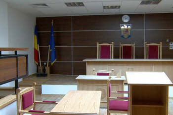 Decizii ale CSM referitoare la conducerea unor judecătorii din Bihor și secții ale Tribunalului județean