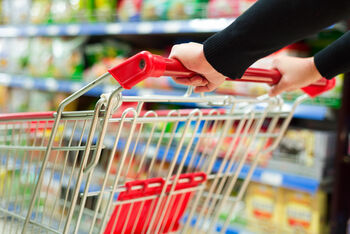 Afacerile din comerţ au crescut în primele 7 luni din 2025 cu 3,1% an/an, susţinute de vânzările de produsele (…)
