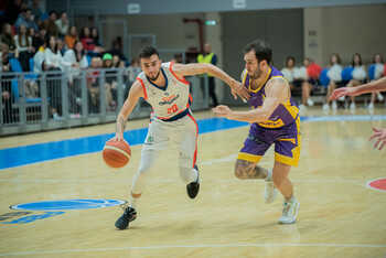 A 7-a victorie consecutivă a „leilor roșii” în Liga Națională. CSM CSU Raiffeisen a câștigat meciul cu Rapid