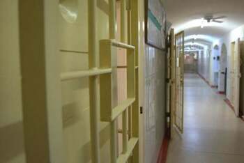 Trei bihoreni, condamnați definitiv pentru furt, tâlhărie și infracțiuni rutiere, au fost predați Penitenciarului Oradea