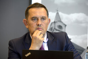 Gheorghe Piperea (AUR): Declarațiile lui László Tőkés sunt neavenite și provocatoare!