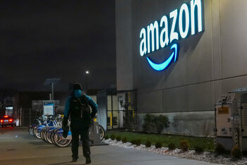 Amazon concediază un inginer palestinian care a protestat împotriva contractului cu Israelul