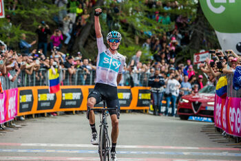 Chris Froome a urcat din nou pe bicicletă după accidentul din vară