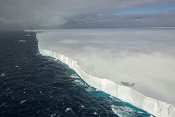 A23a, „megabergul” din Antarctica, pe cale să dispară după 40 de ani
