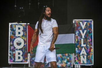 Autoritățile americane revocă VIZELE unor artiști pentru că au defăimat armata israeliană într-un concert