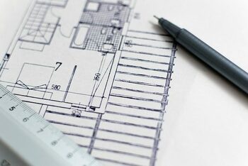 Doar marii dezvoltatori mai construiesc în București