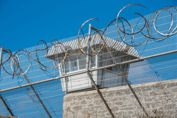 Ce despăgubire a primit o australiancă închisă pe nedrept pentru moartea celor patru copii ai săi?