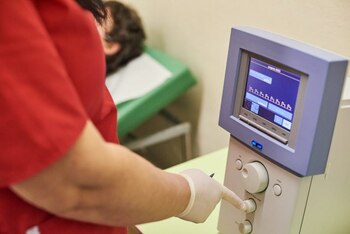 Doar două serii de bilete de tratament prin casele de pensii până la sfârșitul anului. Ce șanse mai au cei care vor (…)