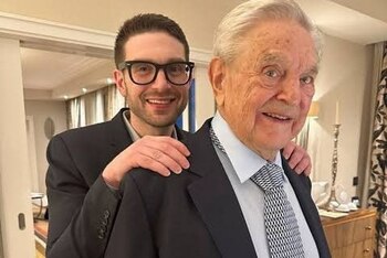 Sub tirul Casei Albe. George și Alex Soros se pregătesc de lupta cu Donald Trump