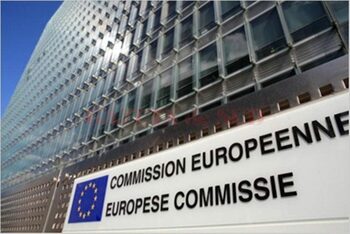 Comisia Europeană a propus un plan de protejare a industriei siderurgice a UE