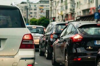 Mașinile care vor circula doar după un anumit orar! Legea intră în vigoare în luna noiembrie!