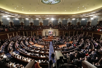 Un senator republican părăsește Congresul SUA, după un conflict cu Donald Trump