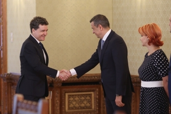 Nicuşor Dan intervine după disputa dintre Grindeanu şi Pîslaru: Era bine ca aceste discuţii să nu existe