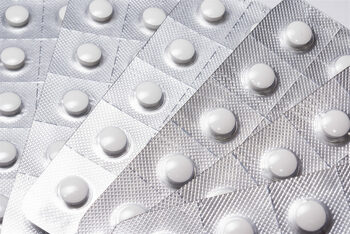 Ce înseamnă doza de urgență. Când au voie farmaciile să elibereze antibiotice fără rețetă