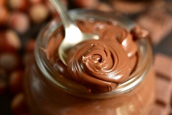 Ce sumă vrea să ofere producătorul Nutella pentru o firmă concurentă?