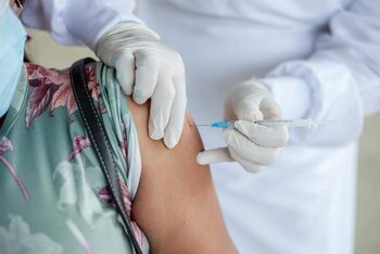Vaccinul împotriva HPV oferă „dovezi clare” ale imunităţii colective