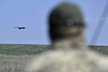 Ucraina a atacat una dintre cele mai mari rafinării din Rusia, aflată la 900 km depărtare de graniță