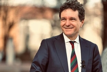 Nicușor Dan anunță că ar putea crește TVA pentru hoteluri, restaurante și cafenele