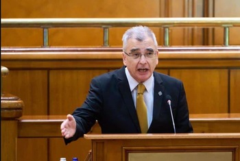 Senatorul AUR Petrișor Peiu: „Oameni aleși cu mandat până în 2028, niciunul de meserie”
